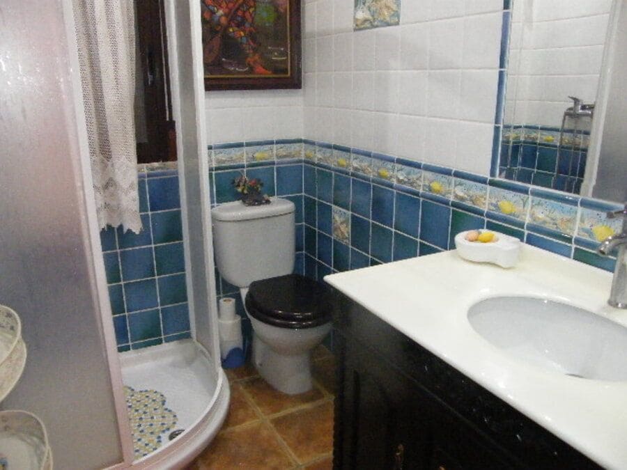 6 soveværelse Byhus til salg i Almoradi - € 369.000 (Ref: 9645357)