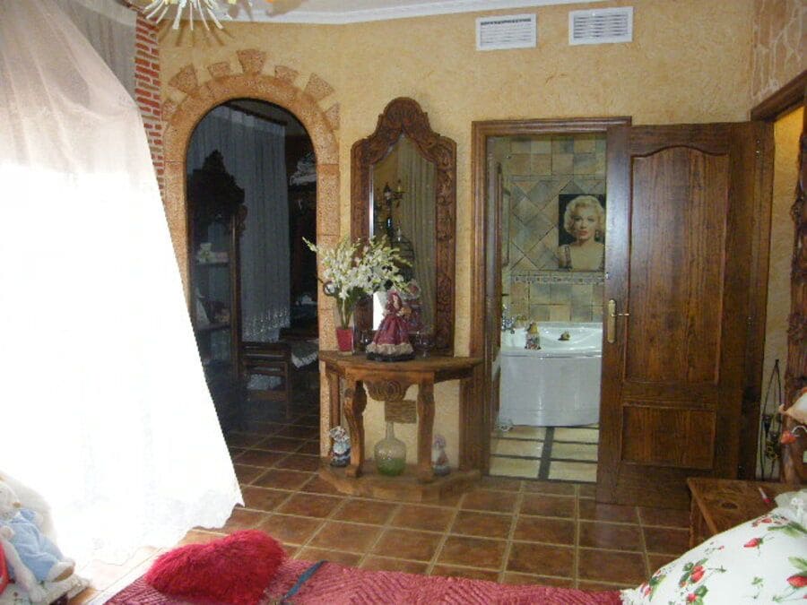 6 soveværelse Byhus til salg i Almoradi - € 369.000 (Ref: 9645357)