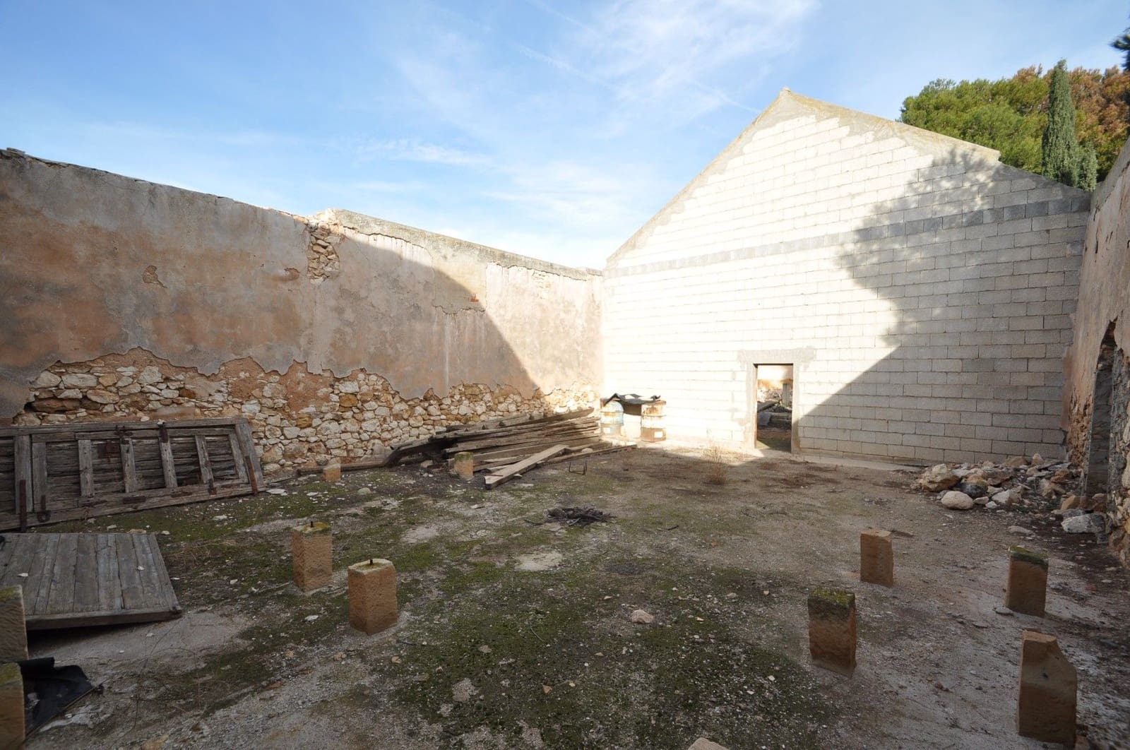 Casa de 7 habitaciones en Pinoso en venta - 259.995 € (Ref: 9645372)