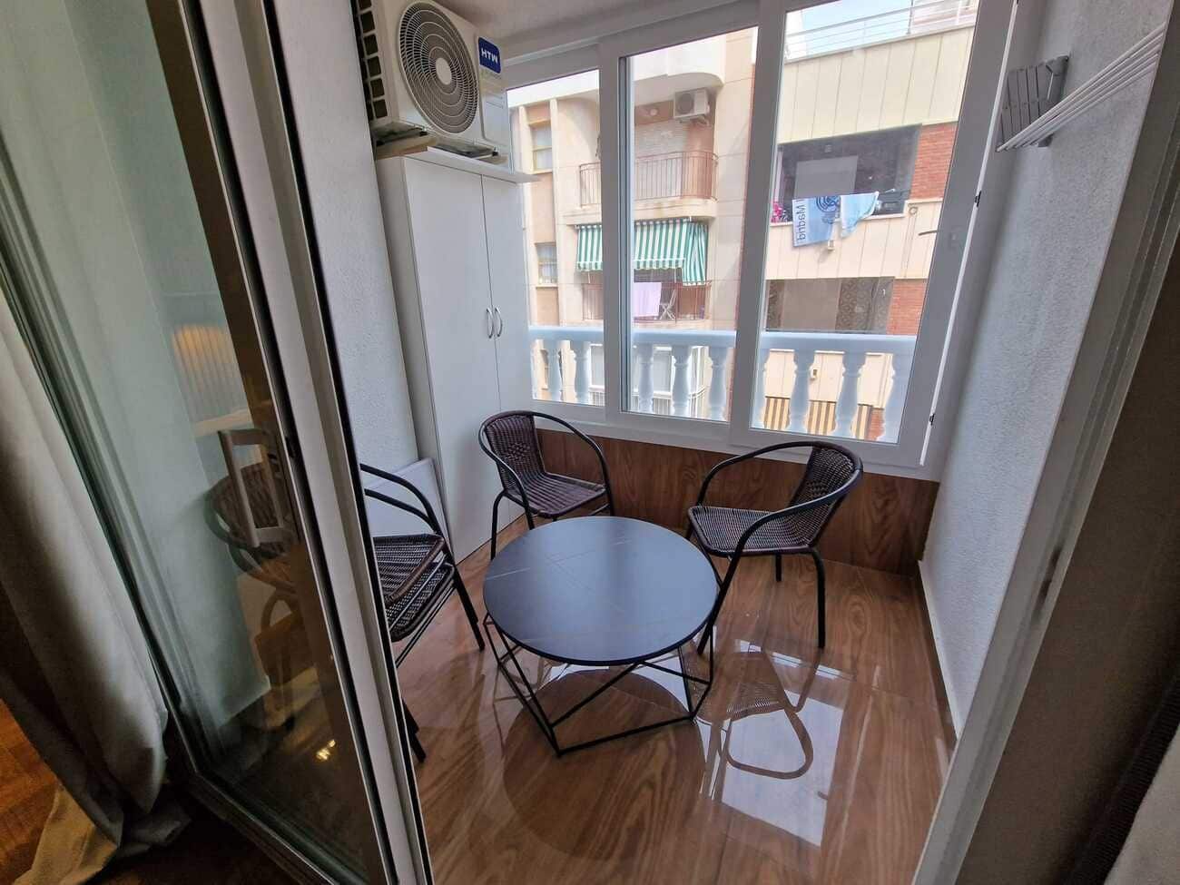 2 slaapkamer Appartement te koop in Torrevieja - € 195.000 (Ref: 9645376)