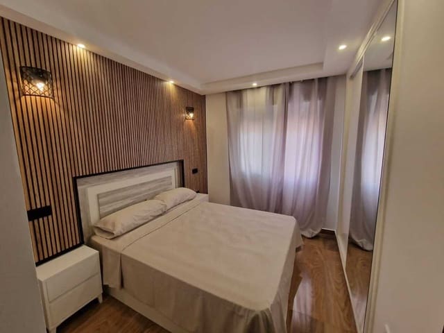 2 slaapkamer Appartement te koop in Centro, Torrevieja - € 195.000 (Ref: 9645376)