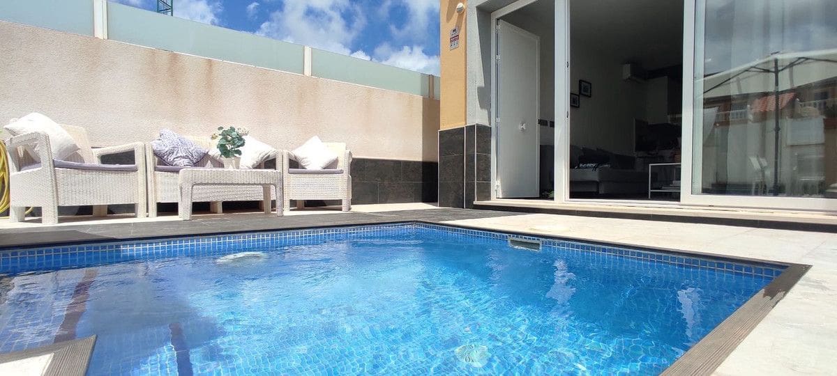 3 soveværelse Villa til salg i La Zenia - € 369.000 (Ref: 9645389)