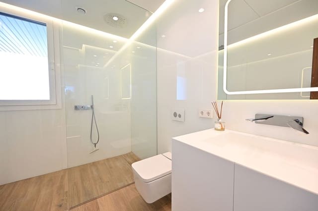 3 bedroom Apartment for sale in Las Colinas Golf, Orihuela with pool - € 845,000 (Ref: 9645394)