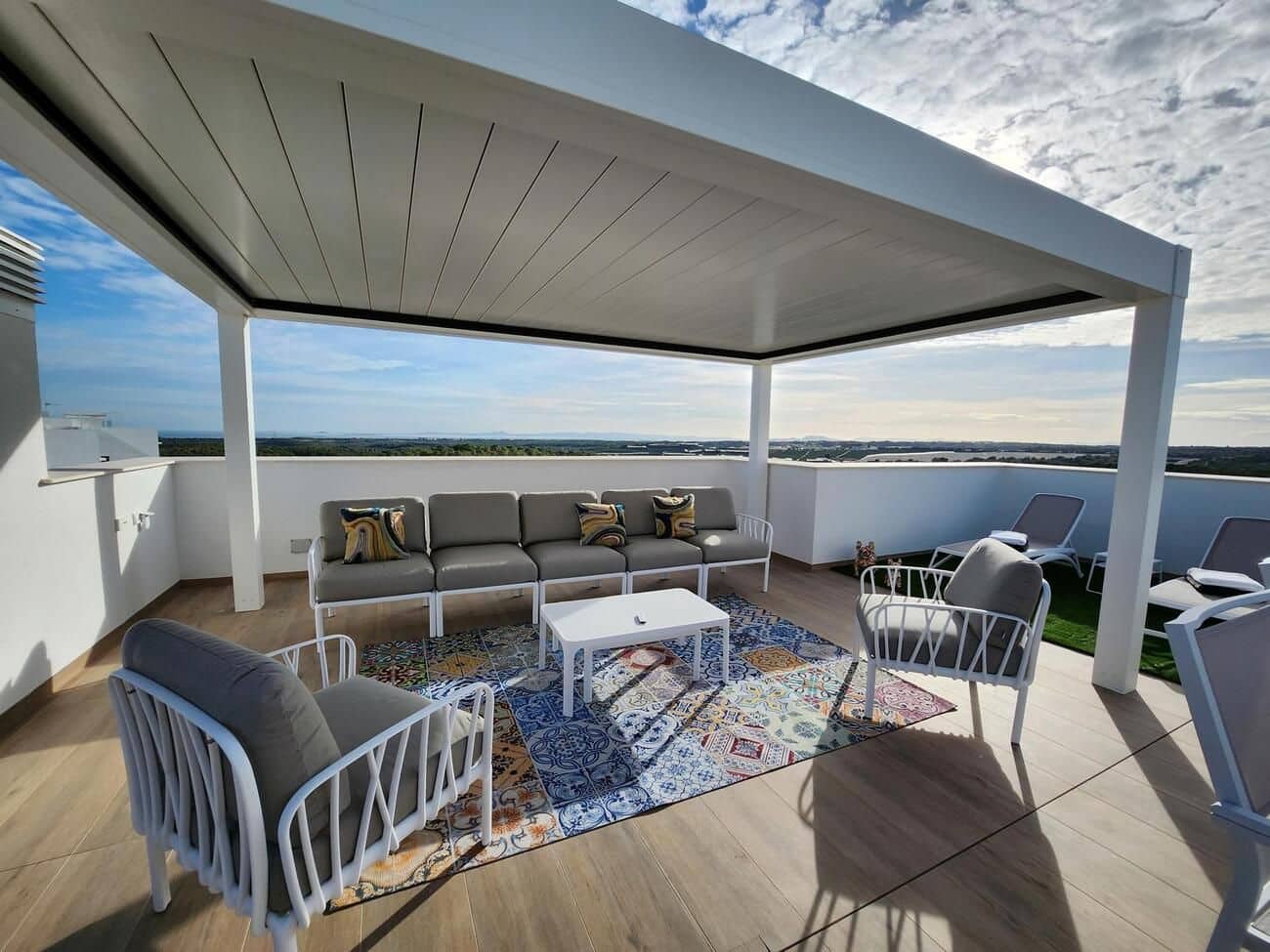 3 slaapkamer Penthouse te koop in Las Colinas Golf met zwembad - € 810.000 (Ref: 9645397)