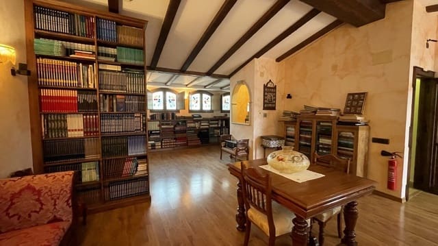 4 sypialnia Dom na sprzedaż w Torrevieja - 1 265 000 € (Ref: 9645398)