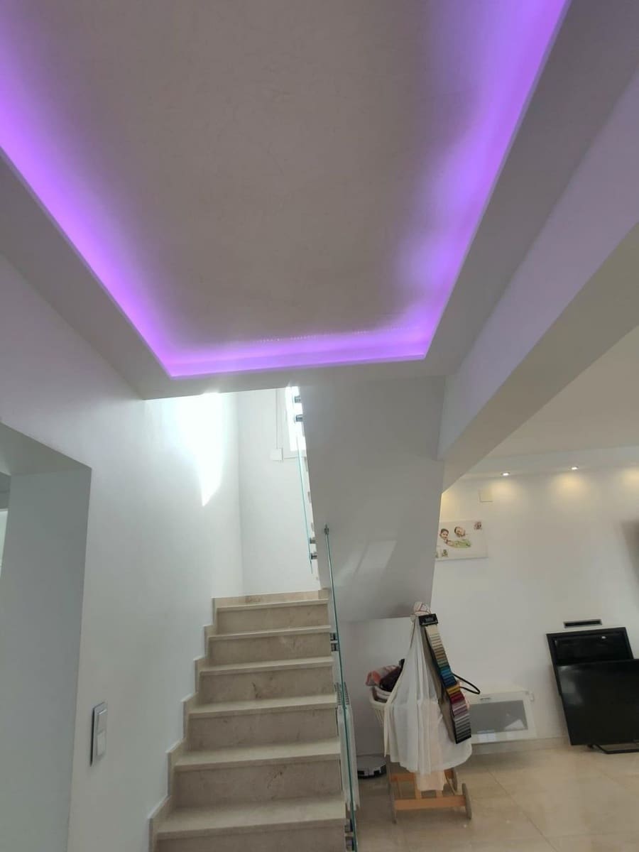 4 soveværelse Villa til salg i La Zenia med swimmingpool - € 1.300.000 (Ref: 9645399)