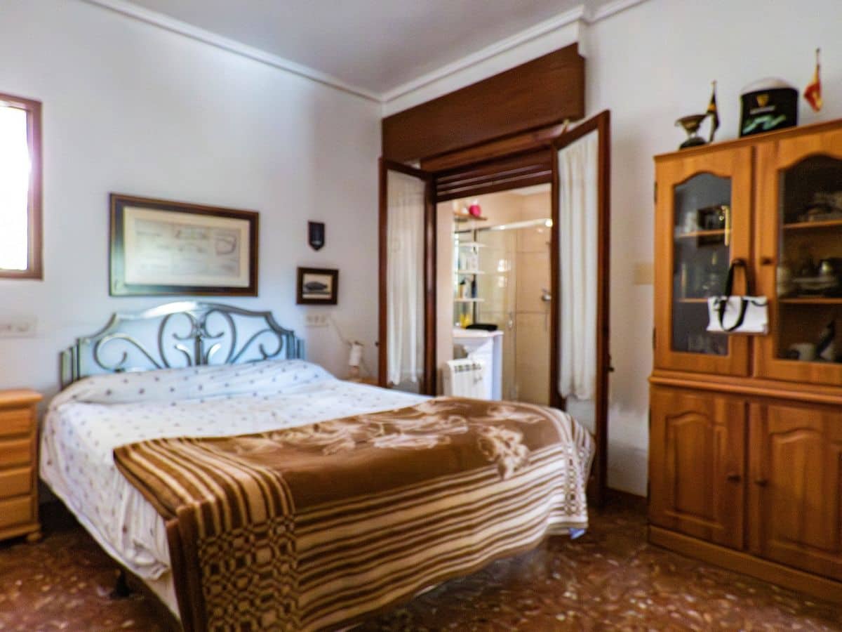 6 soveværelse Villa til salg i Campoamor med swimmingpool - € 945.000 (Ref: 9645400)