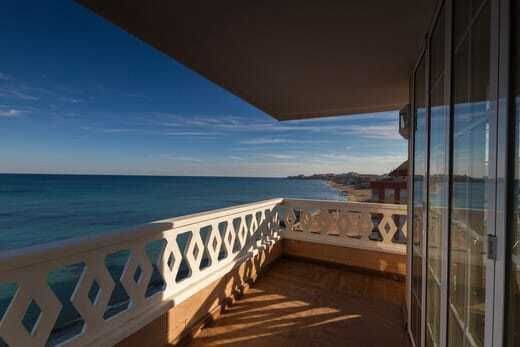 5 bedroom Penthouse for sale in Torrevieja - € 650,000 (Ref: 9645401)