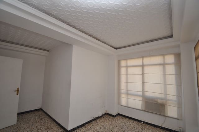 5 chambre Appartement à vendre à Pinoso - 194 000 € (Ref: 9645421)