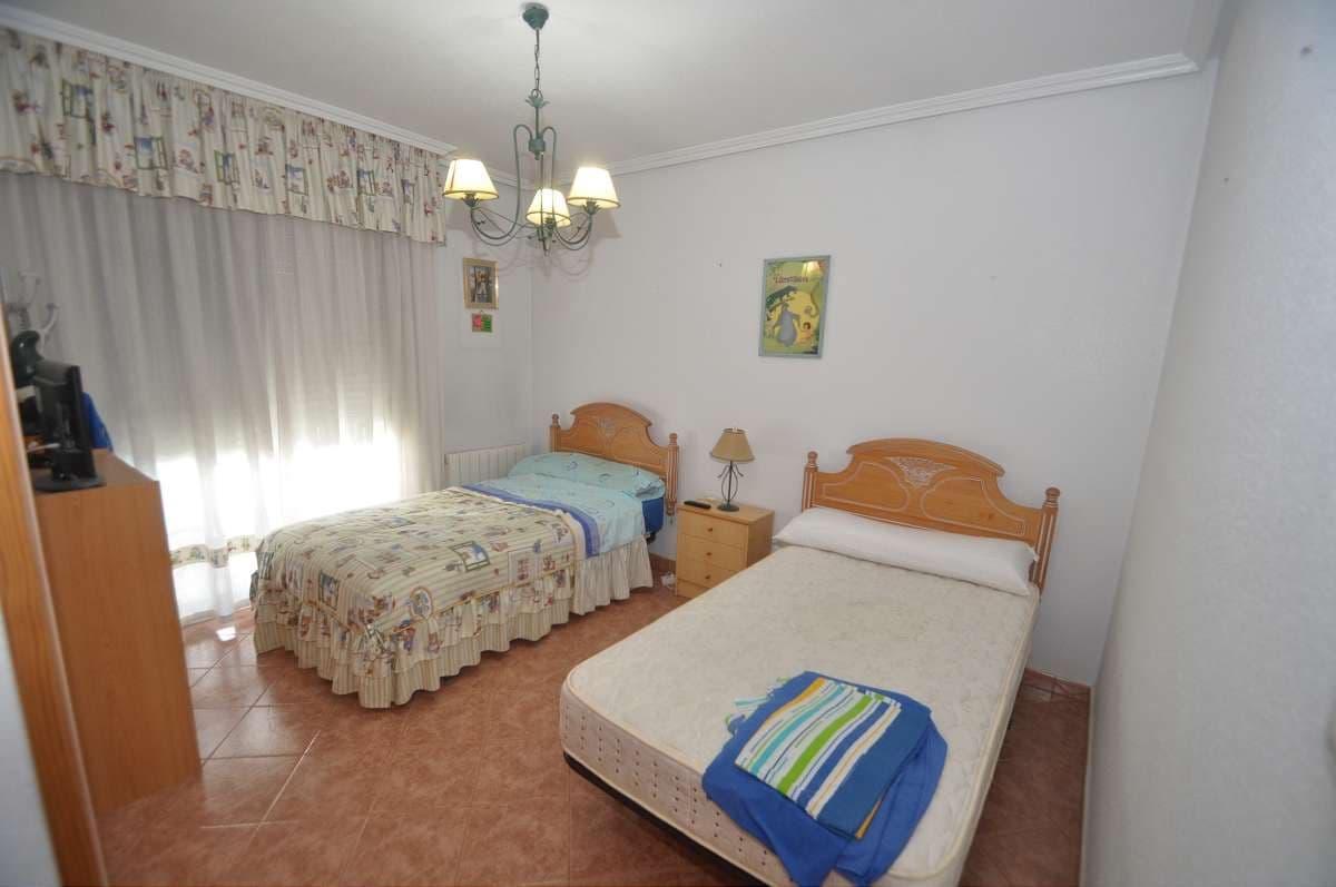4 sypialnia Dom na sprzedaż w Pinoso - 206 000 € (Ref: 9645422)