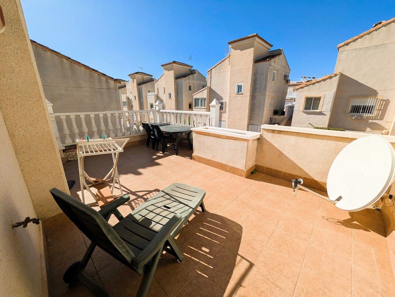 3 bedroom Villa for sale in San Miguel de Salinas with pool - € 240,000 (Ref: 9648400)