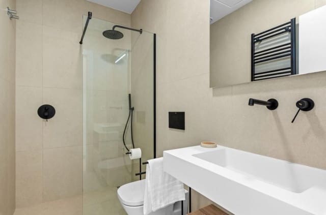 3 soveværelse Villa til salg i Los Alcázares med swimmingpool - € 489.900 (Ref: 9648435)