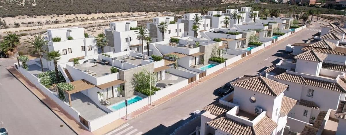 3 soveværelse Rækkehus til salg i Puerto de Mazarron med swimmingpool - € 287.000 (Ref: 9648440)