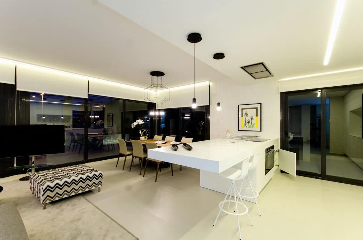 4 quarto Moradia para venda em Campoamor com piscina - 1 195 000 € (Ref: 9648481)