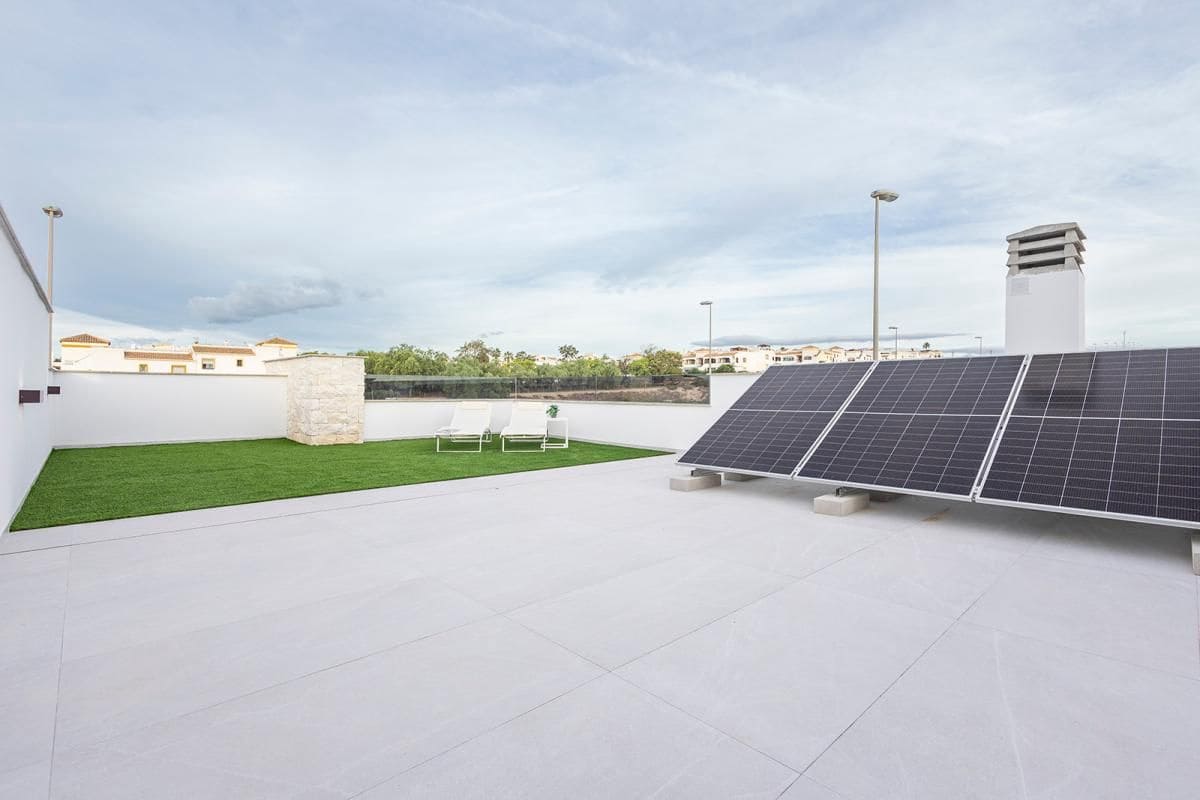 2 soverom Villa til salgs i Orihuela med svømmebasseng - € 351 000 (Ref: 9648500)