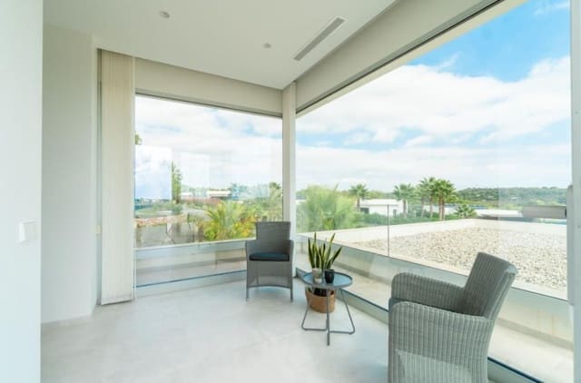 3 soverom Villa til salgs i Las Colinas Golf, Orihuela med svømmebasseng - € 2 695 000 (Ref: 9648505)