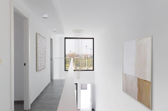 4 makuuhuone Huvila myytävänä paikassa Gran Alacant, Santa Pola mukana uima-altaan - 605 000 € (Ref: 9648536)