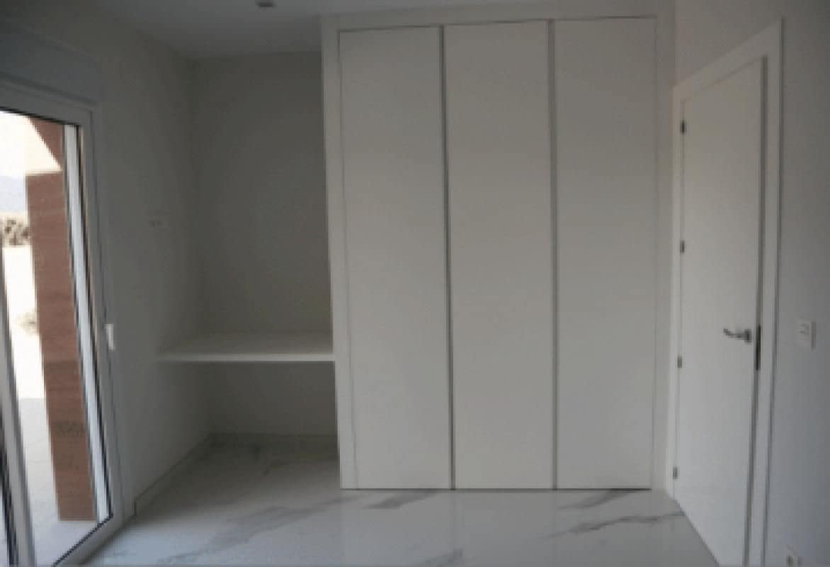 Chalet de 3 habitaciones en La Romana en venta con piscina - 360.000 € (Ref: 9648557)