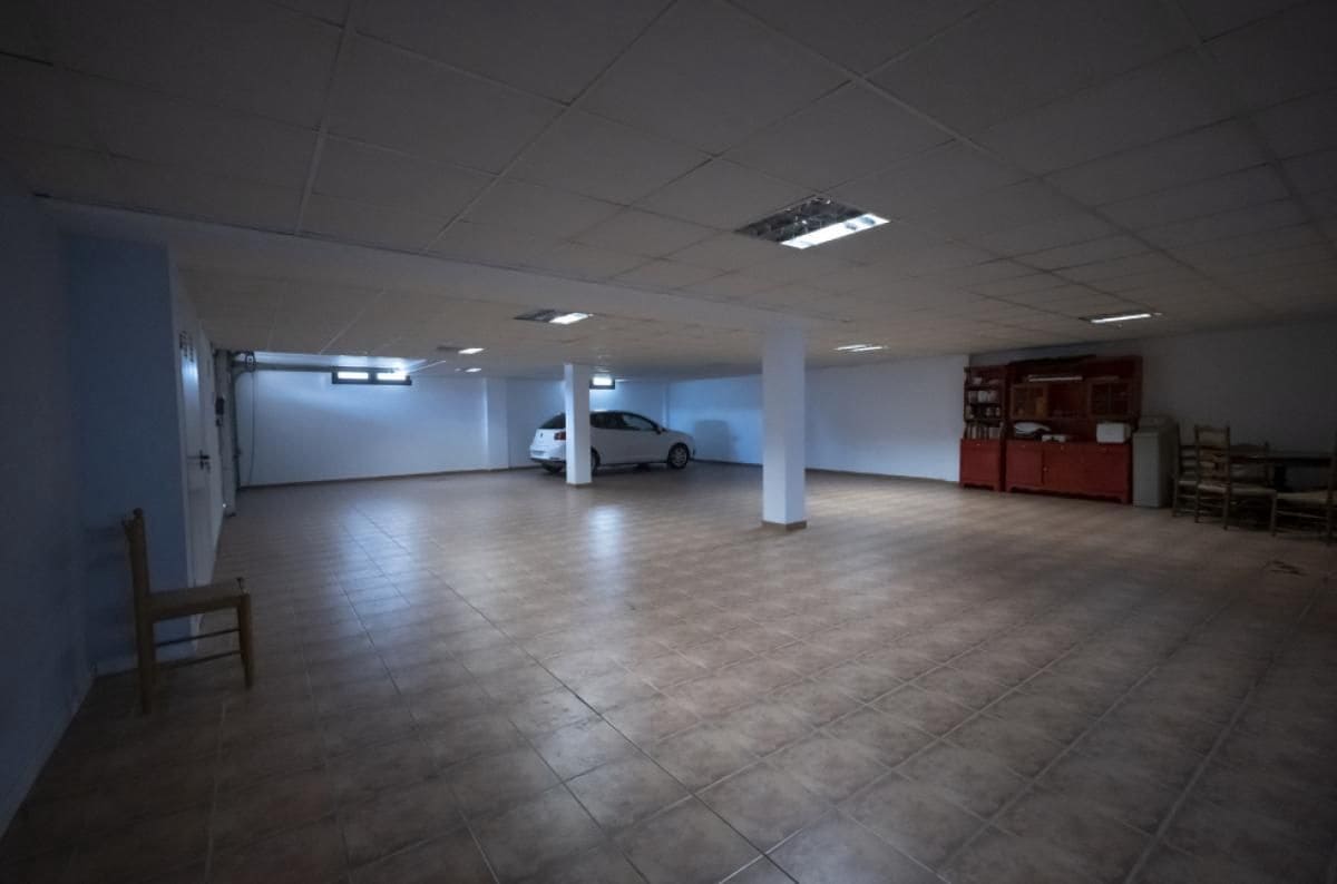 4 soveværelse Villa til salg i Avileses med swimmingpool garage - € 1.350.000 (Ref: 9648594)