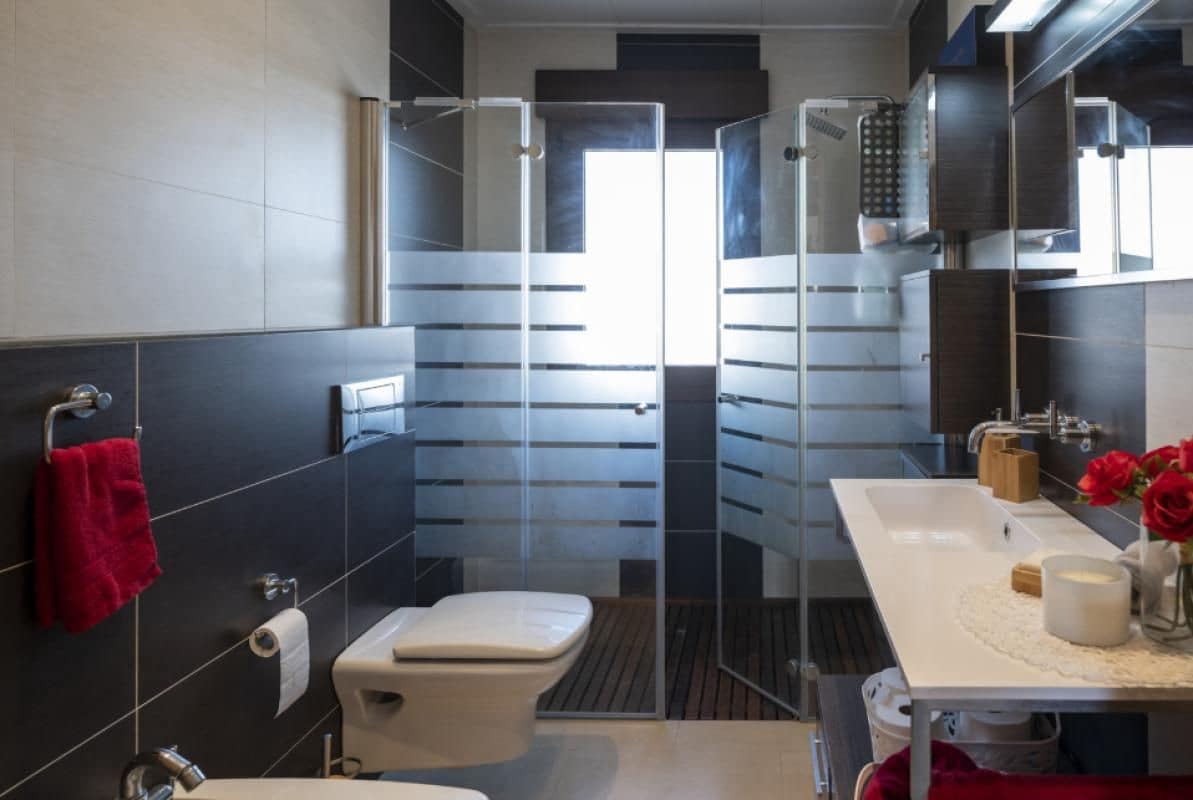 4 sypialnia Willa na sprzedaż w Avileses z basenem garażem - 1 350 000 € (Ref: 9648594)