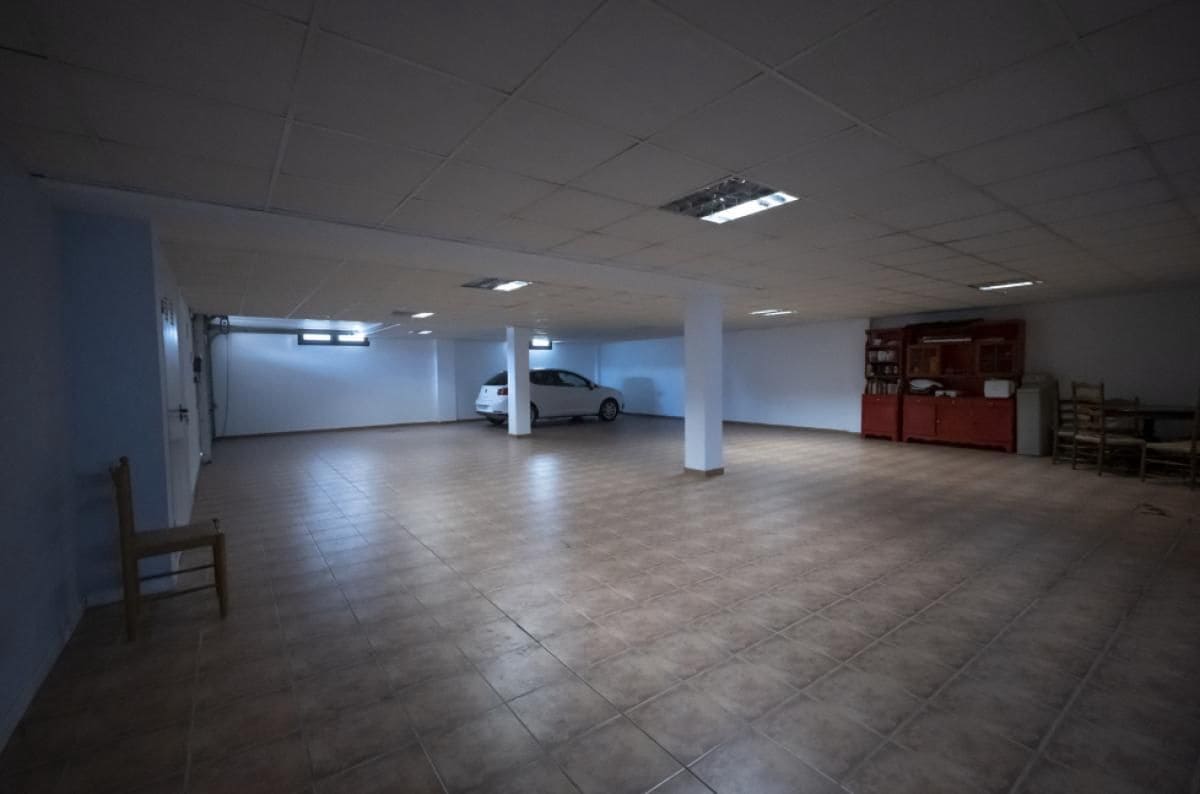 4 sypialnia Willa na sprzedaż w Avileses z basenem garażem - 1 350 000 € (Ref: 9648594)