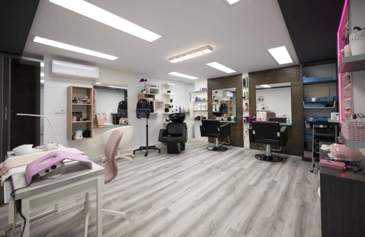 4 sypialnia Willa na sprzedaż w Avileses z basenem garażem - 1 350 000 € (Ref: 9648594)