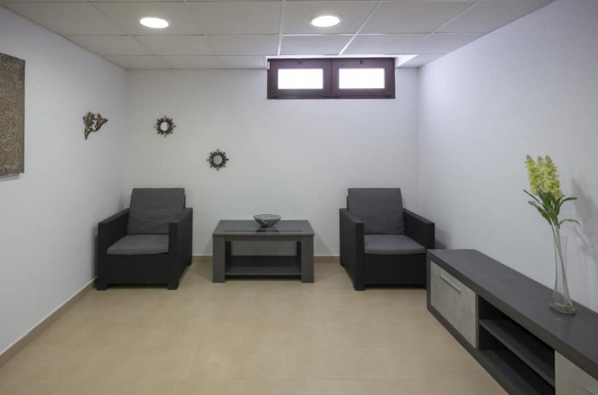 4 sypialnia Willa na sprzedaż w Avileses z basenem garażem - 1 350 000 € (Ref: 9648594)