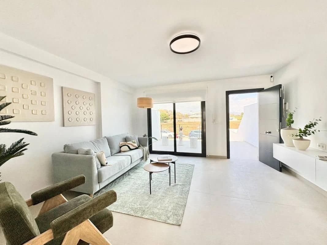 4 makuuhuone Rivitalo myytävänä paikassa Rafal mukana uima-altaan - 269 000 € (Ref: 9648630)