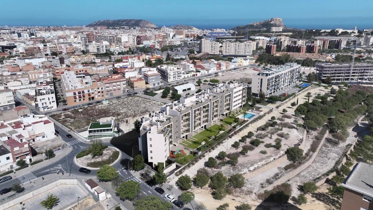 3 quarto Apartamento para venda em Alicante cidade com piscina - 372 000 € (Ref: 9648733)