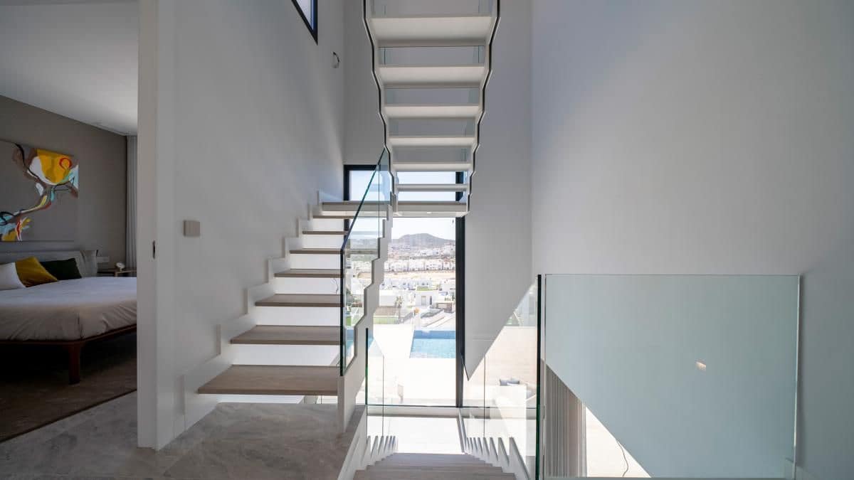 Chalet de 4 habitaciones en Finestrat en venta con piscina - 1.350.000 € (Ref: 9648773)