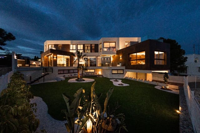 5 soverom Villa til salgs i Benidorm med svømmebasseng - € 2 825 000 (Ref: 9648790)