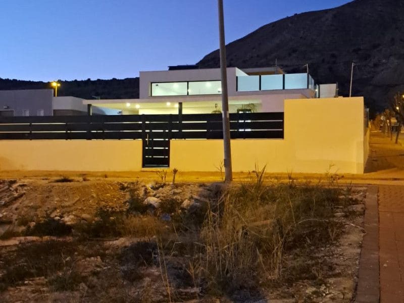 Chalet de 5 habitaciones en Fortuna en venta con piscina - 295.000 € (Ref: 9648851)