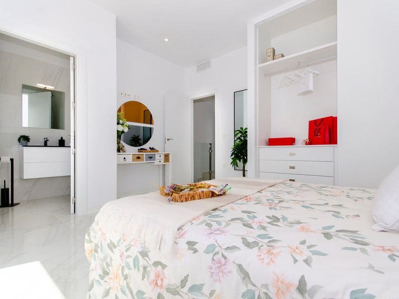 3 soverom Villa til salgs i Orihuela med svømmebasseng - € 415 000 (Ref: 9648875)