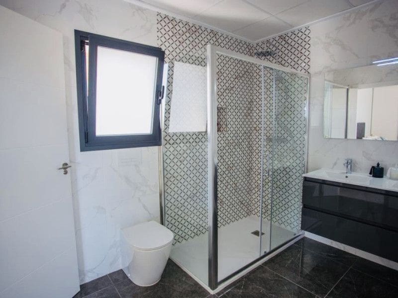 3 soveværelse Villa til salg i Los Montesinos med swimmingpool - € 439.900 (Ref: 9648880)