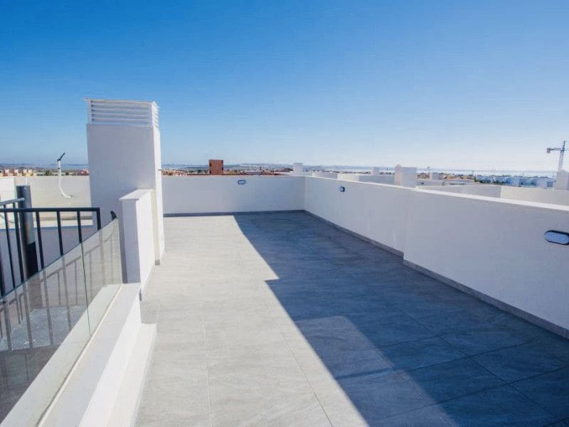 3 soveværelse Villa til salg i Los Montesinos med swimmingpool - € 439.900 (Ref: 9648880)