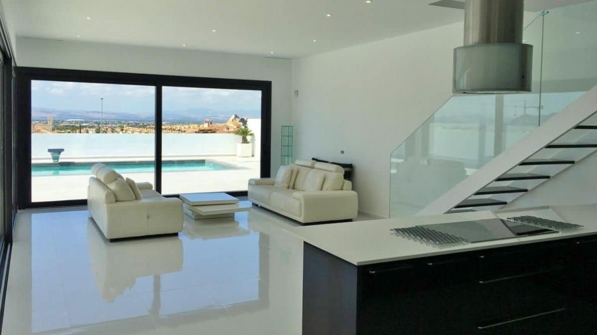 3 bedroom Villa for sale in Benijofar with pool - € 575,000 (Ref: 9648890)