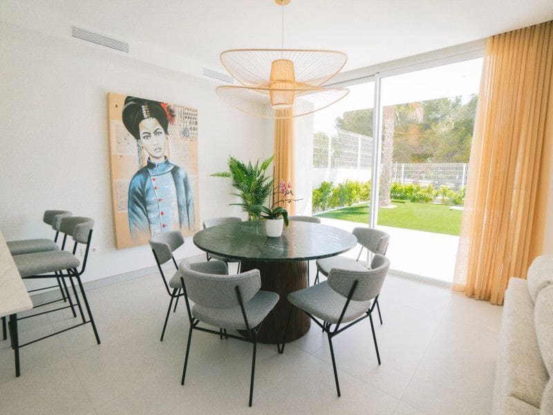 3 bedroom Villa for sale in Finestrat with pool - € 870,000 (Ref: 9648895)