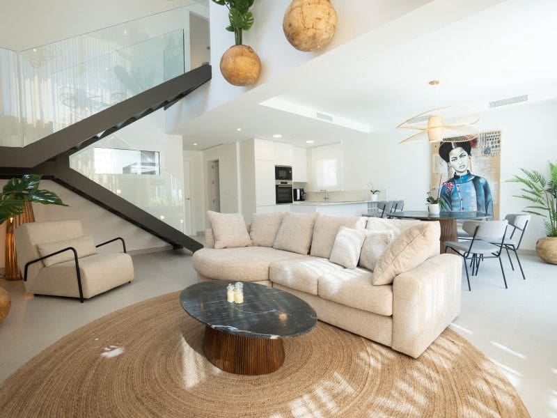 3 bedroom Villa for sale in Finestrat with pool - € 870,000 (Ref: 9648895)