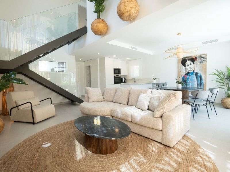 3 bedroom Villa for sale in Finestrat with pool - € 870,000 (Ref: 9648895)