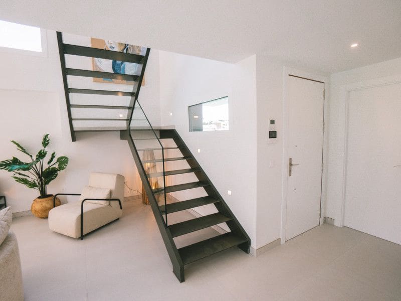 3 bedroom Villa for sale in Finestrat with pool - € 870,000 (Ref: 9648895)