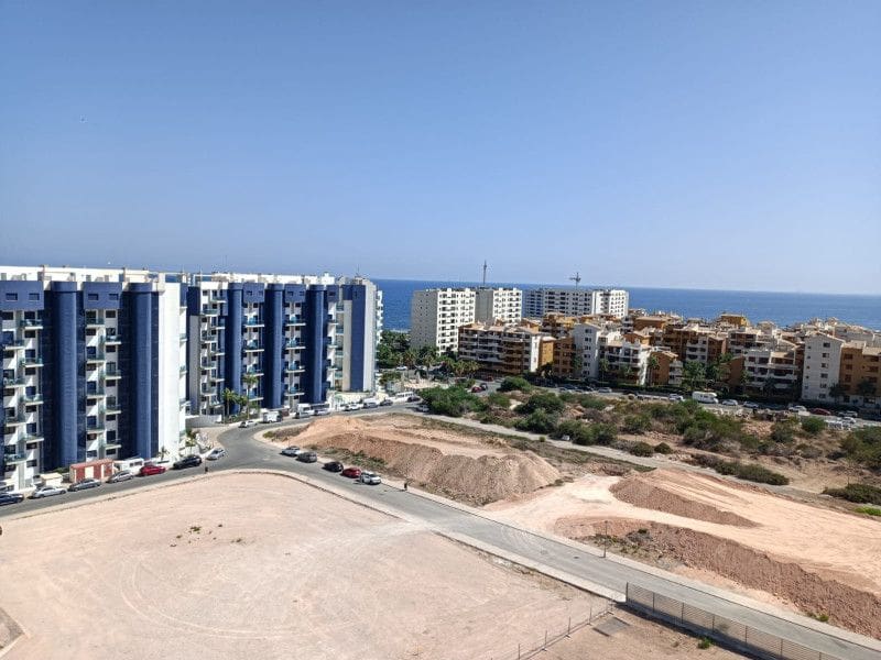 Apartamento de 3 habitaciones en Punta Prima en venta con piscina - 364.000 € (Ref: 9648914)
