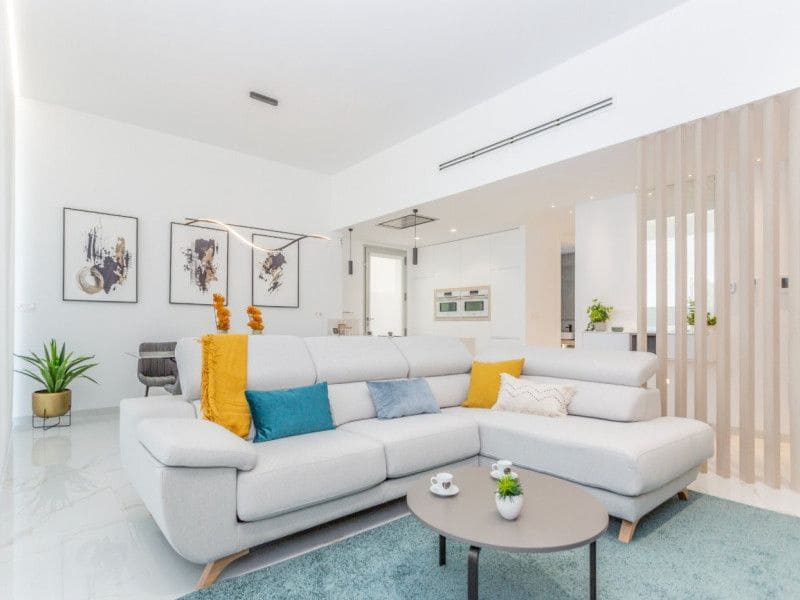 3 bedroom Villa for sale in Torrevieja with pool - € 700,000 (Ref: 9648919)