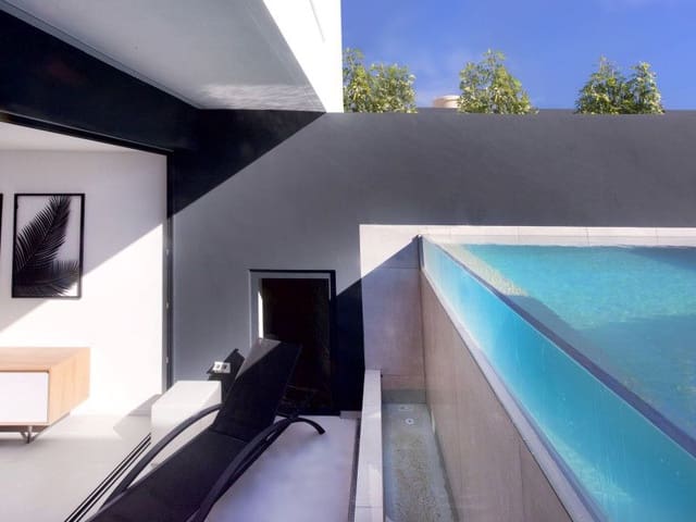 3 chambre Villa/Maison à vendre à Albir, Alfaz del Pi / L'Alfàs del Pi avec piscine garage - 665 000 € (Ref: 9648921)