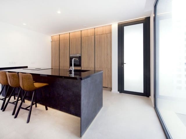 3 chambre Villa/Maison à vendre à Albir, Alfaz del Pi / L'Alfàs del Pi avec piscine garage - 665 000 € (Ref: 9648921)