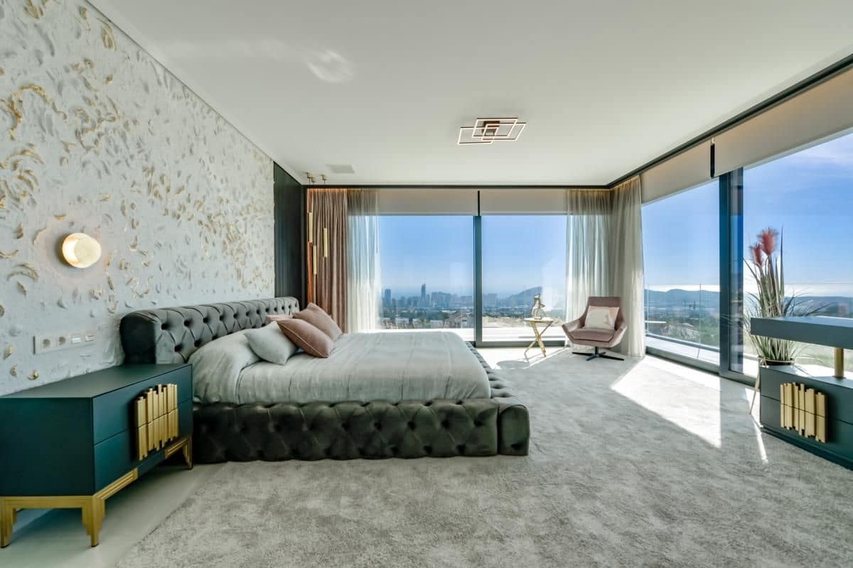 7 bedroom Villa for sale in Finestrat - € 3,950,000 (Ref: 9648960)