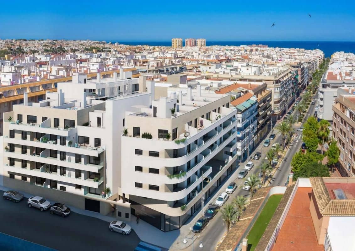 2 sovrum Lägenhet till salu i Torrevieja med pool - 315 000 € (Ref: 9649500)