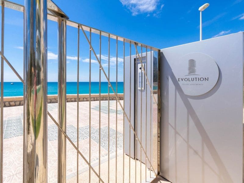 Apartamento de 3 habitaciones en Calpe / Calp en venta con piscina - 1.600.000 € (Ref: 9649573)