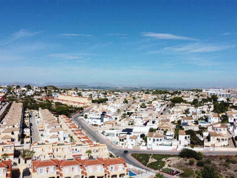 2 sovrum Lägenhet till salu i Orihuela Costa med pool - 283 000 € (Ref: 9649641)