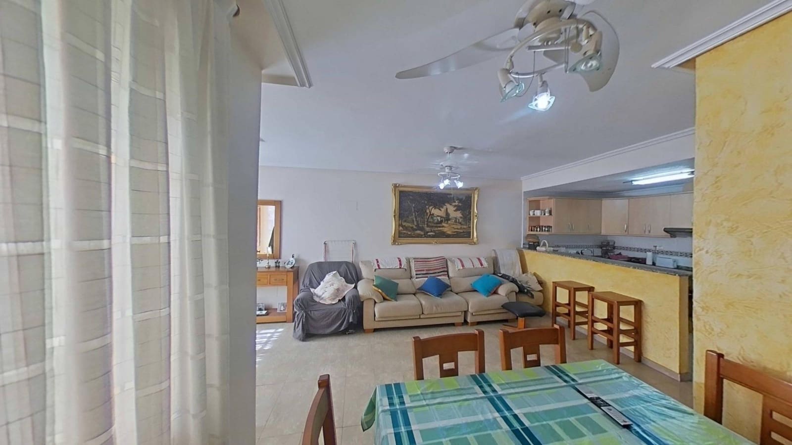 4 chambre Appartement à vendre à Torrevieja - 171 000 € (Ref: 9652261)