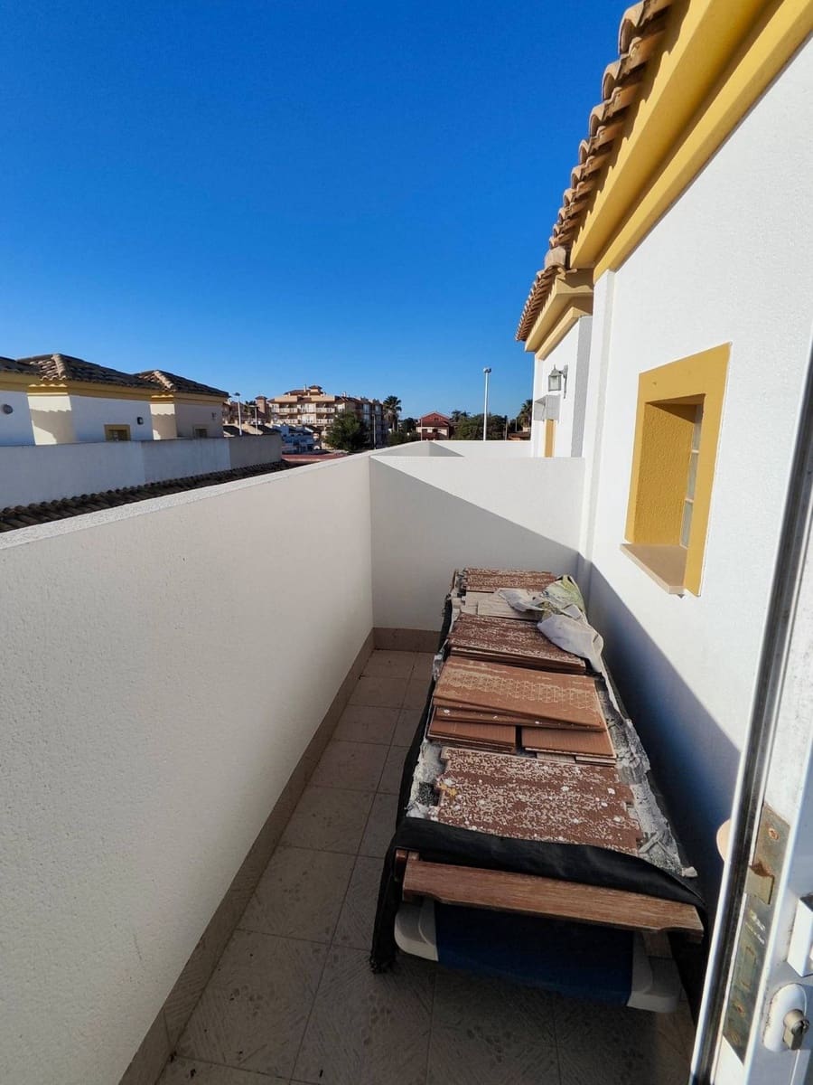 2 chambre Villa/Maison Semi-Mitoyenne à vendre à San Pedro del Pinatar avec piscine - 210 000 € (Ref: 9652266)